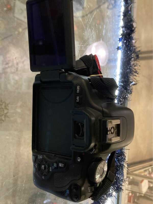 Appareil photo Canon EOS 600D boîtier nu – Image 3