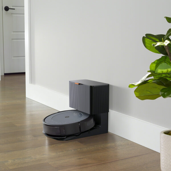 Robot aspirateur et laveur de sols Roomba Combo® i5+ - gris et noir – Image 4