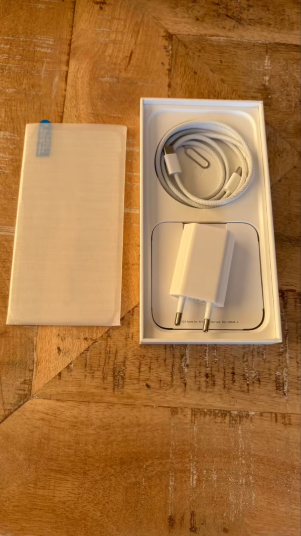 Téléphone Apple iPhone 15 Plus 128Go Occasion · Comme Neuf – Image 4