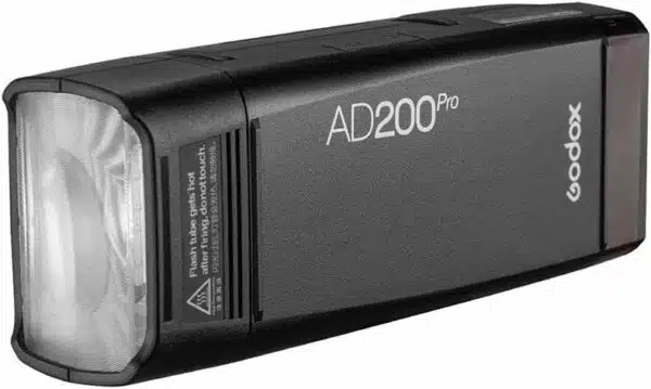 Godox AD200 Pro Flash de Poche, 2.4G TTL Stroboscope Flash HSS 1/8000s Lampe de Poche Extérieur, avec Batterie Lithium, Compatible pour Canon Nikon Sony Fuji Olympus Panasonic Pentax Caméra – Image 2